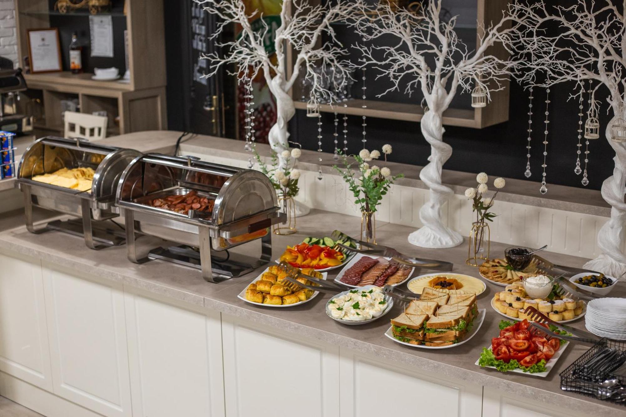 Lidolux Bed and Breakfast Balti Buitenkant foto