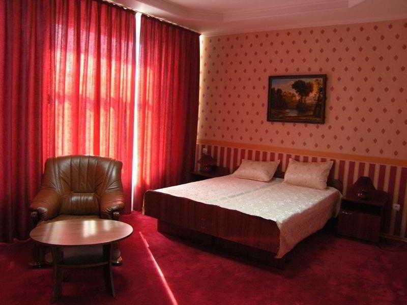 Lidolux Bed and Breakfast Balti Buitenkant foto